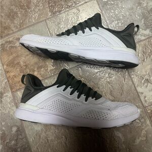 APL Women’s Techloom Tracer